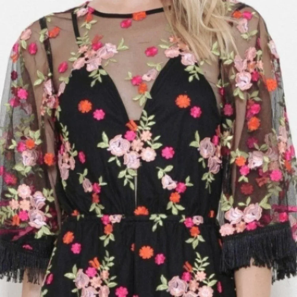 MELODY Embroided Romper - Picture 4 of 5